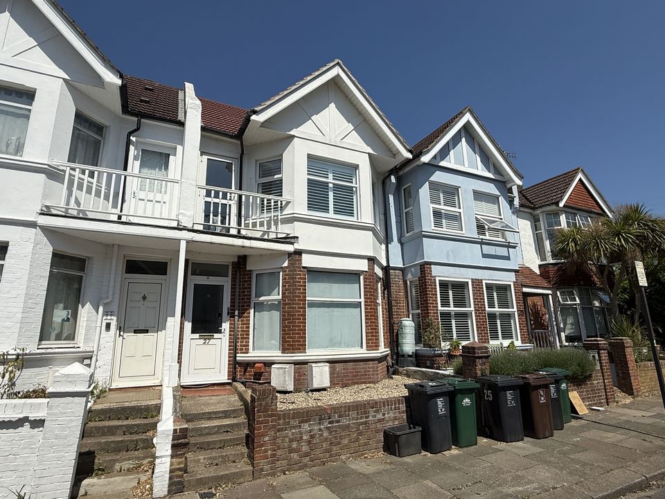 LYNDHURST ROAD, HOVE 